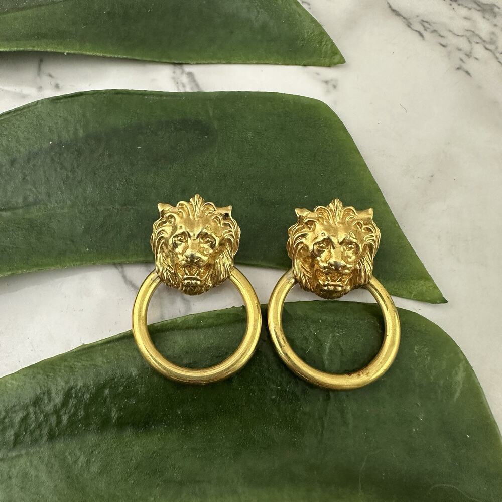Vintage 90s Gold Tone Lion Face Dangle Drop Earrings Hoop Rings Chunky Animal